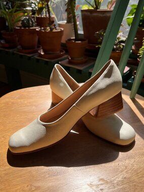 Huma Blanco Luisa Heels